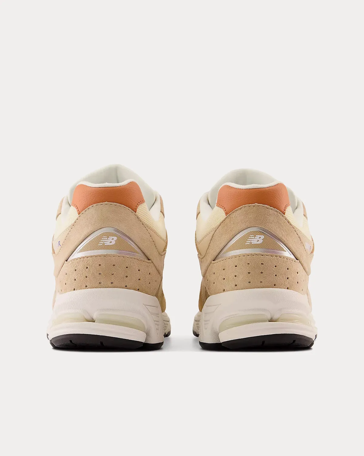 2002r Incense / Sepia / Bone Low Top Sneakers