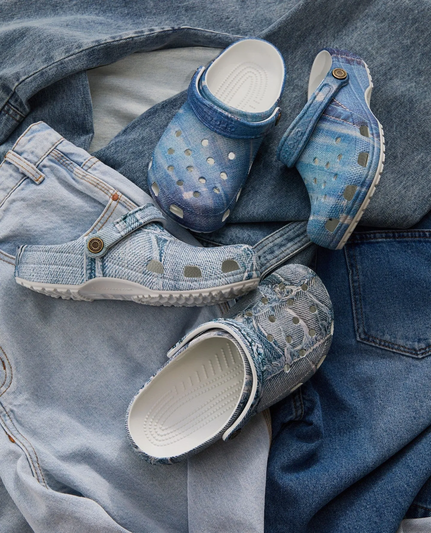 Crocs Classic Denim Clog