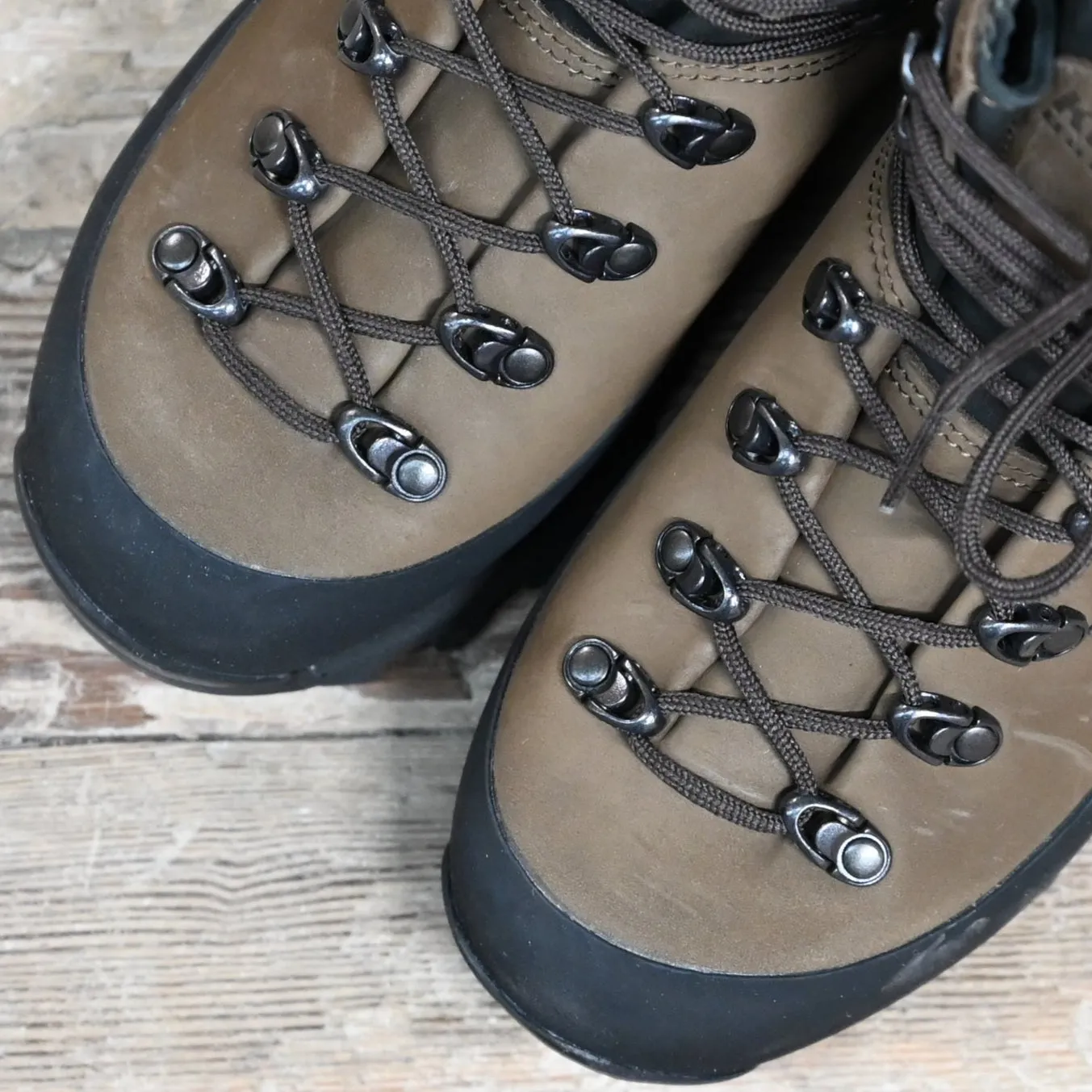 Ladies 7" Lace Up Hiker W/Lightweight K-Talon Outsole