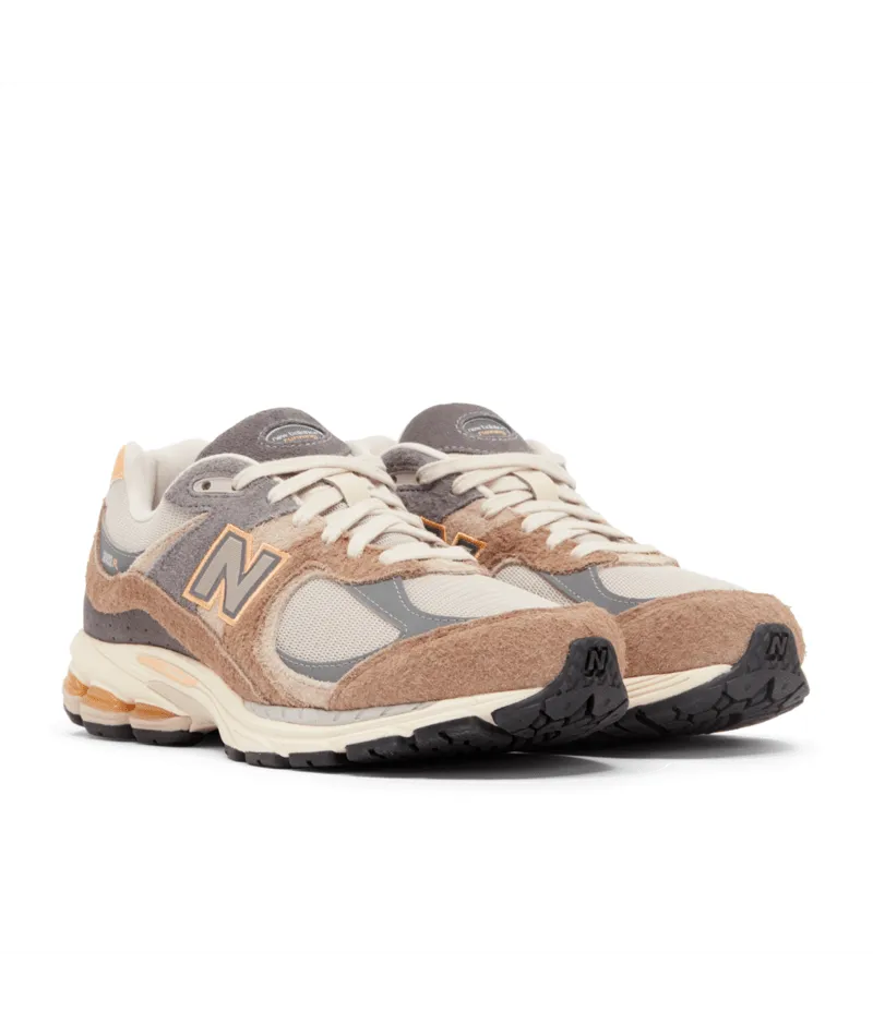 NEW BALANCE 2002R Unisex Sneakers
