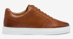 Oliver Sweeney Kendal Trainer in Tan