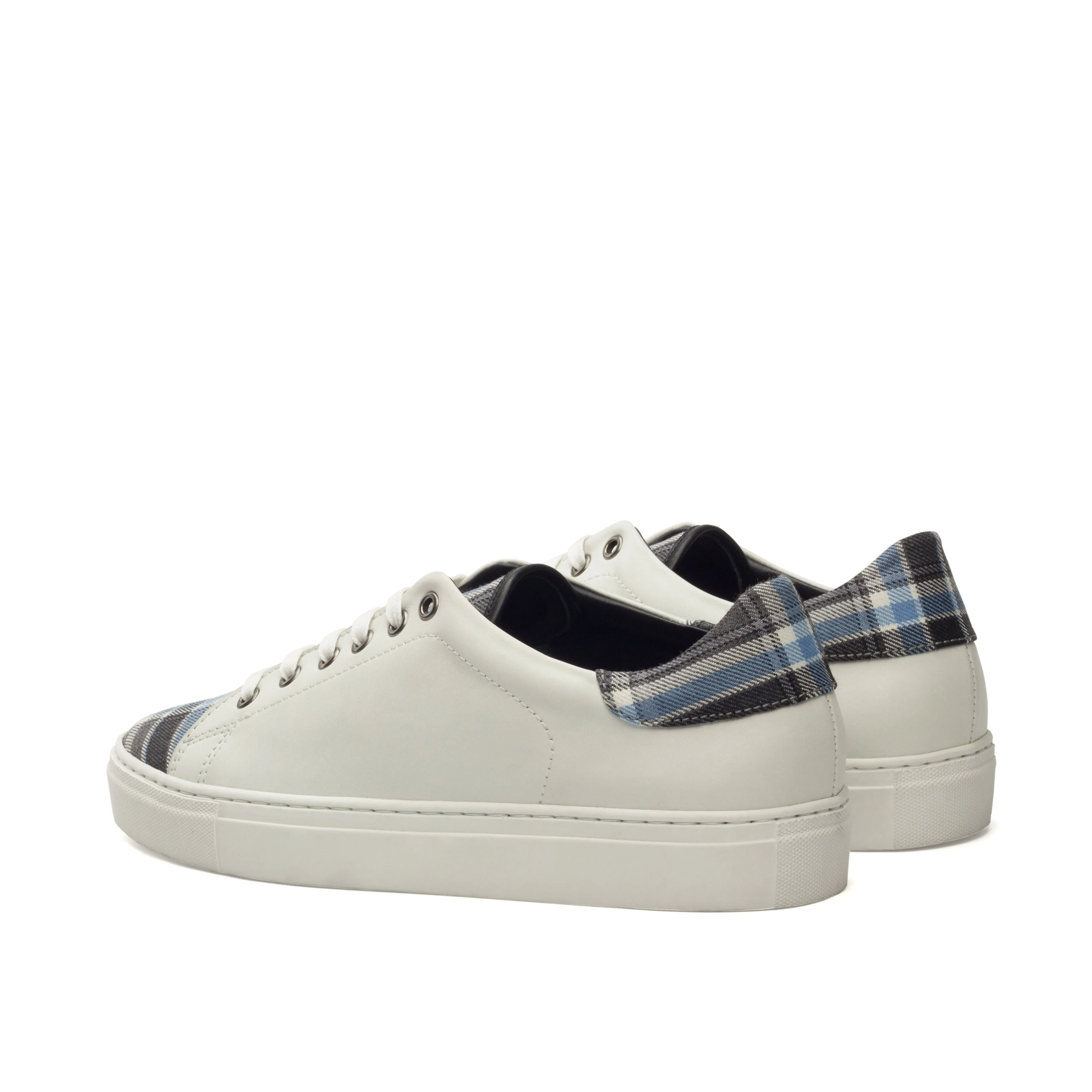 Trainer 010